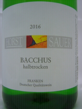 Horst Sauer Bacchus 2022 halbtrocken, QbA Franken, Weißwein